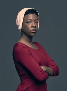 handmaids tale moira actress